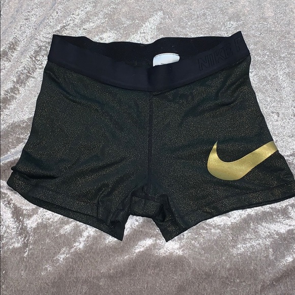 Nike | Shorts | Nike Booty Shorts 